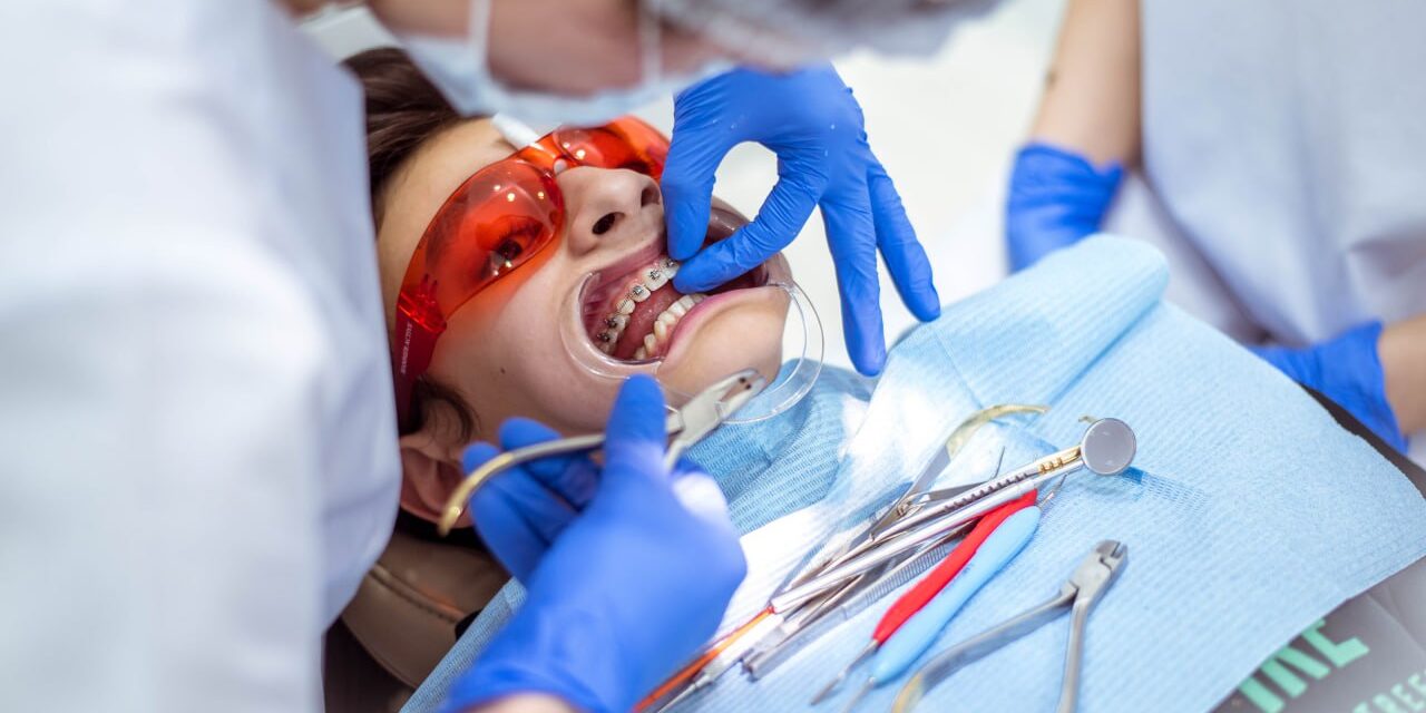 Акция “Подготовка к школе” в стоматологии “ХьюСтом”